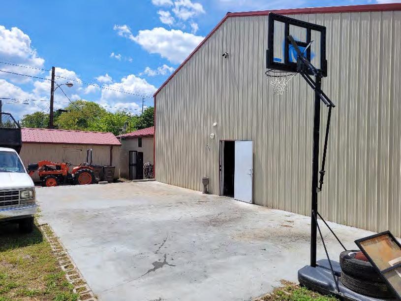 711 51st Avenue N property in Nashville, Tennessee