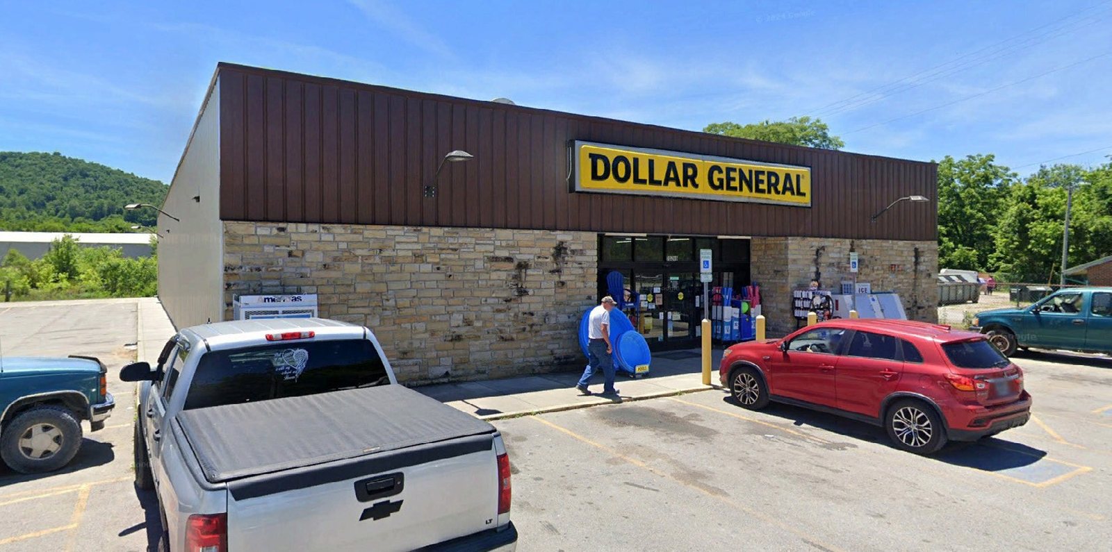 Dollar General property in Crab Orchard, Tennessee